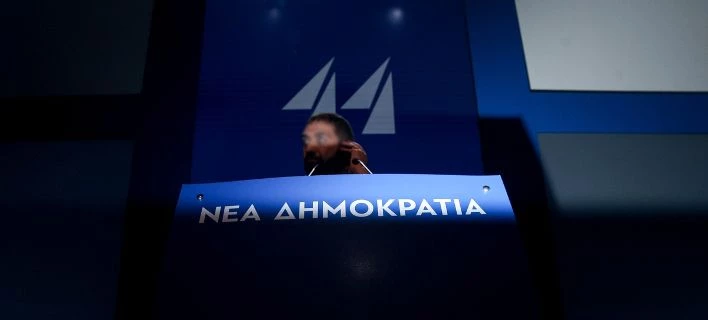 Η ΝΔ σχολιάζει τη διγλωσσία της κυβέρνησης για τις Πρέσπες, με μια εικόνα